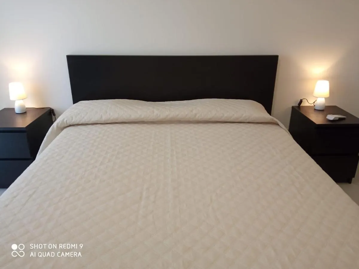 Royal View Apartment Cefalù 0*,  Italia